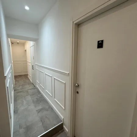 Eden Luxury Roma,colosseo,termini,centro Storico 4*