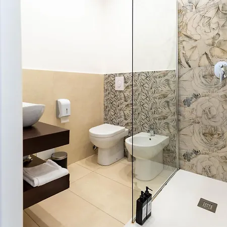 Eden Luxury Roma,colosseo,termini,centro Storico Гостевой дом